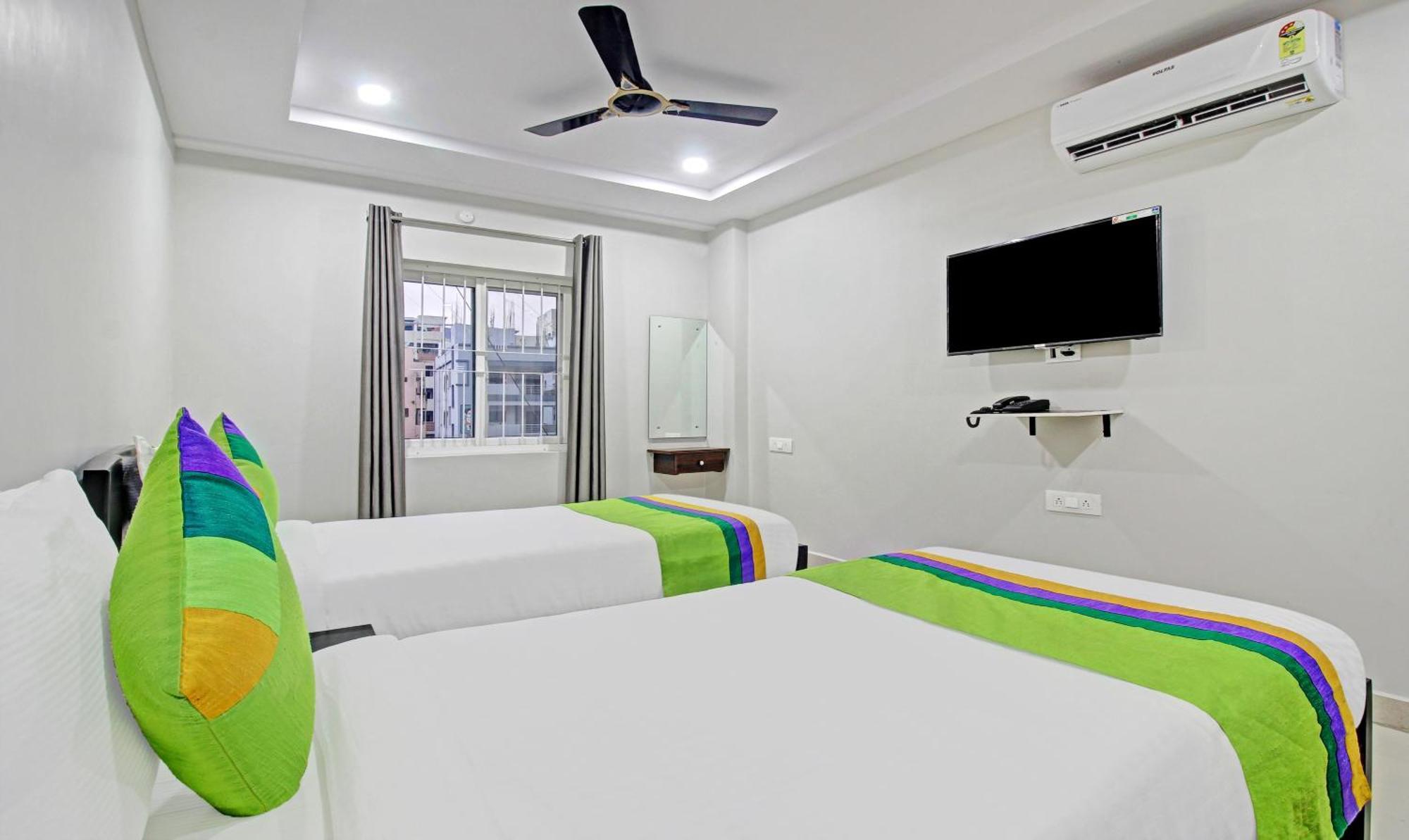 Itsy Hotels Sunrise Grand, Hitech City Haydarabad Dış mekan fotoğraf